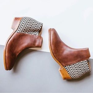 The Root Collective Espe Boot in Midnight